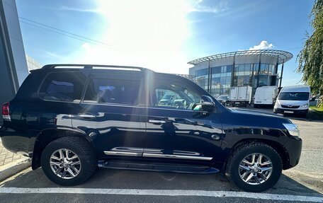 Toyota Land Cruiser 200, 2016 год, 5 200 000 рублей, 4 фотография