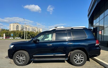 Toyota Land Cruiser 200, 2016 год, 5 200 000 рублей, 8 фотография
