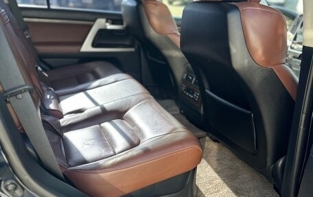 Toyota Land Cruiser 200, 2016 год, 5 200 000 рублей, 14 фотография