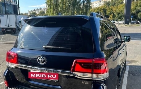 Toyota Land Cruiser 200, 2016 год, 5 200 000 рублей, 5 фотография