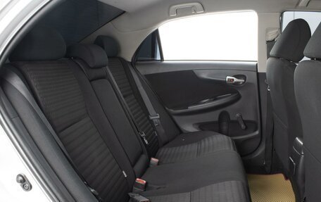 Toyota Corolla, 2011 год, 880 000 рублей, 7 фотография