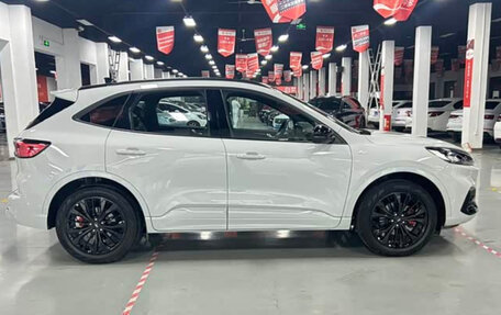 Ford Escape, 2022 год, 1 880 995 рублей, 2 фотография