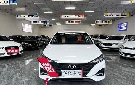 Hyundai Verna, 2022 год, 1 175 000 рублей, 3 фотография