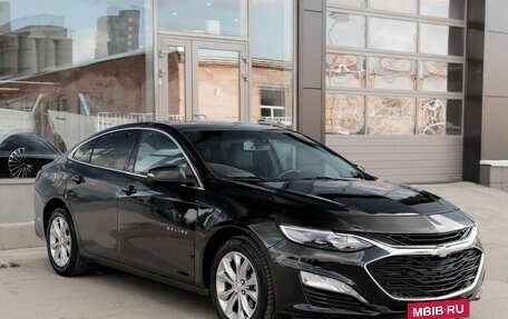 Chevrolet Malibu IX, 2018 год, 1 300 000 рублей, 3 фотография