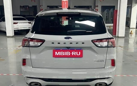 Ford Escape, 2022 год, 1 880 995 рублей, 3 фотография