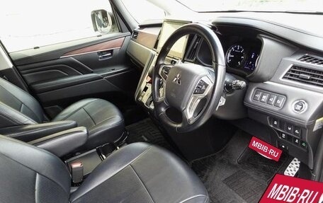 Mitsubishi Delica D:5 I, 2020 год, 2 817 000 рублей, 11 фотография