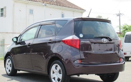 Toyota Ractis II, 2013 год, 750 000 рублей, 7 фотография