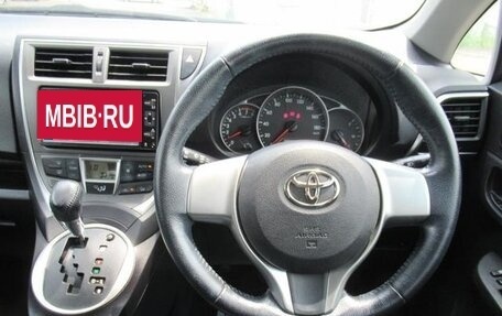 Toyota Ractis II, 2013 год, 750 000 рублей, 10 фотография