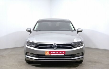 Volkswagen Passat B8 рестайлинг, 2015 год, 1 620 000 рублей, 2 фотография