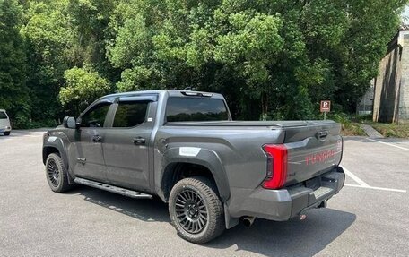 Toyota Tundra, 2023 год, 10 000 000 рублей, 6 фотография