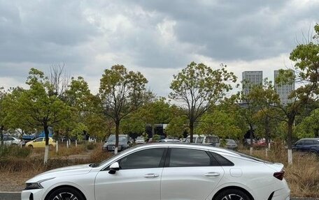 KIA K5, 2022 год, 1 688 000 рублей, 2 фотография
