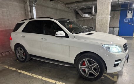 Mercedes-Benz M-Класс, 2012 год, 2 500 000 рублей, 2 фотография