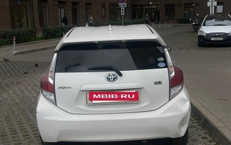 Toyota Aqua I, 2016 год, 760 000 рублей, 2 фотография