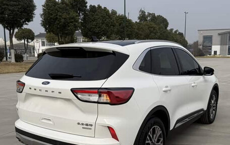 Ford Escape, 2022 год, 1 610 995 рублей, 4 фотография