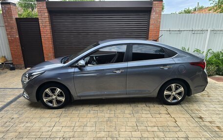 Hyundai Solaris II рестайлинг, 2017 год, 1 250 000 рублей, 3 фотография