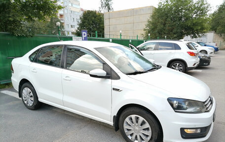 Volkswagen Polo VI (EU Market), 2018 год, 1 130 000 рублей, 2 фотография