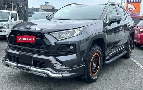 Toyota RAV4, 2020 год, 2 366 000 рублей, 5 фотография