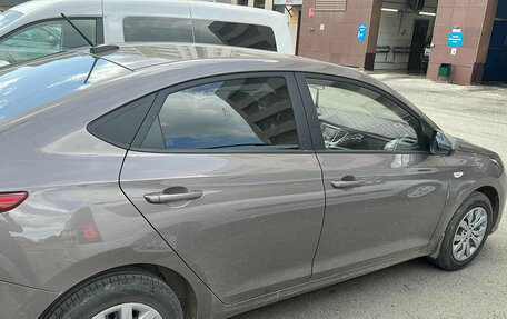 Hyundai Solaris II рестайлинг, 2021 год, 1 510 000 рублей, 3 фотография