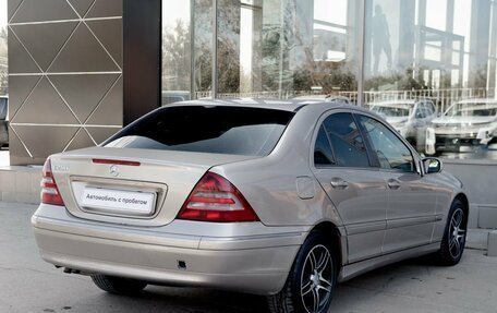 Mercedes-Benz C-Класс, 2005 год, 660 000 рублей, 5 фотография