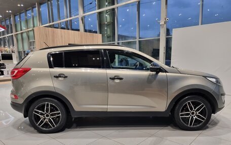 KIA Sportage III, 2010 год, 990 000 рублей, 6 фотография