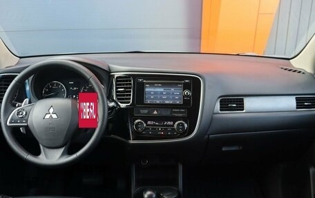Mitsubishi Outlander III рестайлинг 3, 2013 год, 1 429 000 рублей, 6 фотография