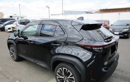 Toyota Yaris Cross, 2022 год, 1 397 000 рублей, 3 фотография