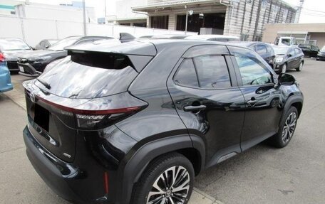 Toyota Yaris Cross, 2022 год, 1 397 000 рублей, 5 фотография