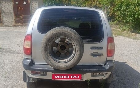 Chevrolet Niva I рестайлинг, 2004 год, 158 160 рублей, 3 фотография