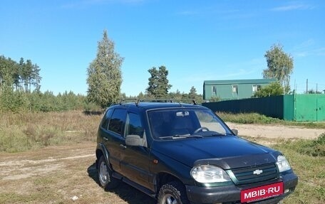 Chevrolet Niva I рестайлинг, 2004 год, 279 000 рублей, 2 фотография
