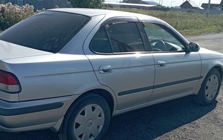 Nissan Sunny N16, 2001 год, 280 000 рублей, 4 фотография