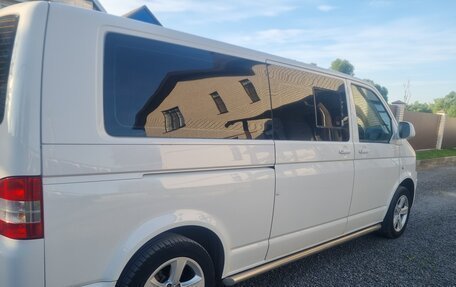 Volkswagen Transporter T5 рестайлинг, 2012 год, 1 750 000 рублей, 2 фотография