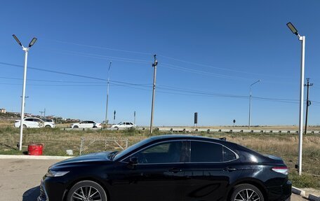 Toyota Camry, 2021 год, 3 350 000 рублей, 4 фотография