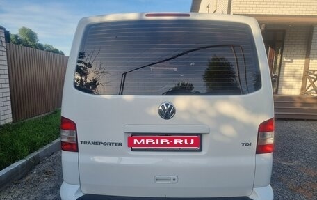 Volkswagen Transporter T5 рестайлинг, 2012 год, 1 750 000 рублей, 4 фотография