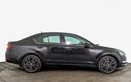 Skoda Octavia, 2017 год, 1 825 000 рублей, 4 фотография