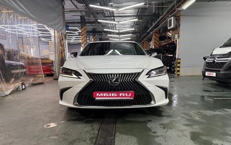 Lexus ES VII, 2021 год, 4 300 000 рублей, 4 фотография