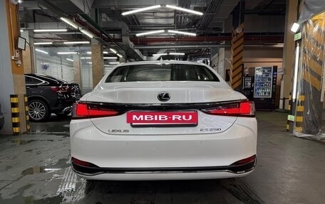 Lexus ES VII, 2021 год, 4 300 000 рублей, 5 фотография