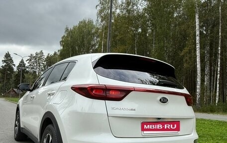 KIA Sportage IV рестайлинг, 2023 год, 2 650 000 рублей, 10 фотография