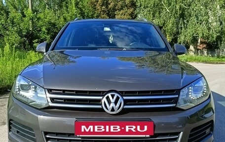 Volkswagen Touareg III, 2012 год, 2 500 000 рублей, 2 фотография