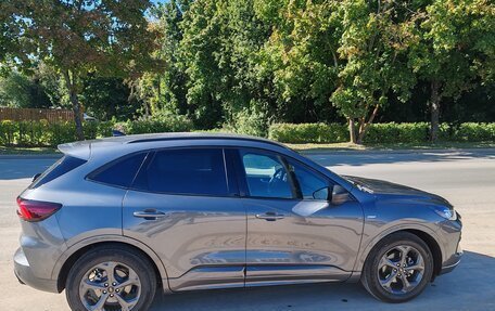 Ford Escape, 2023 год, 2 100 000 рублей, 4 фотография