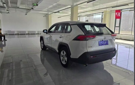 Toyota RAV4, 2020 год, 2 011 000 рублей, 3 фотография
