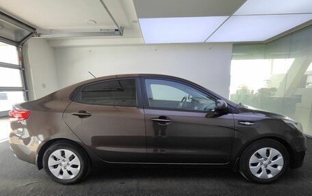 KIA Rio III рестайлинг, 2017 год, 999 000 рублей, 5 фотография