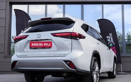 Toyota Highlander, 2025 год, 5 490 000 рублей, 7 фотография