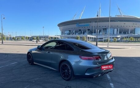 Mercedes-Benz E-Класс, 2019 год, 3 800 000 рублей, 3 фотография