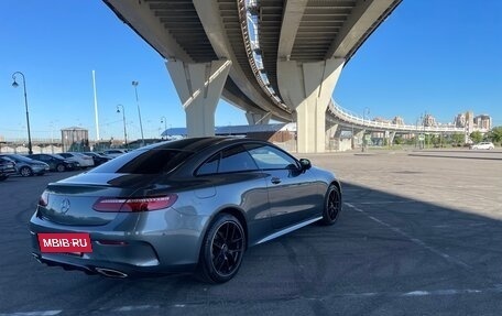 Mercedes-Benz E-Класс, 2019 год, 3 800 000 рублей, 4 фотография