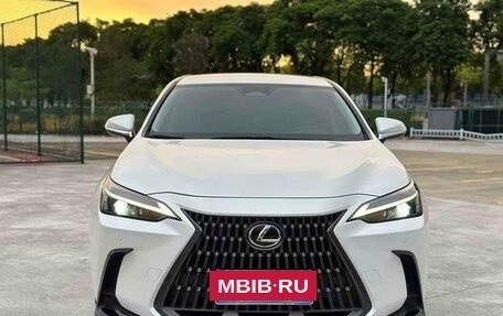 Lexus NX, 2022 год, 3 850 000 рублей, 2 фотография