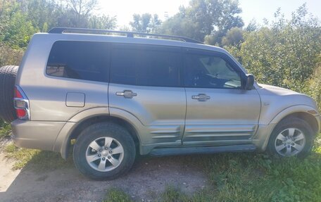 Mitsubishi Montero III, 2000 год, 500 000 рублей, 3 фотография