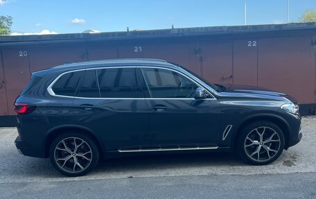 BMW X5, 2021 год, 7 950 000 рублей, 2 фотография