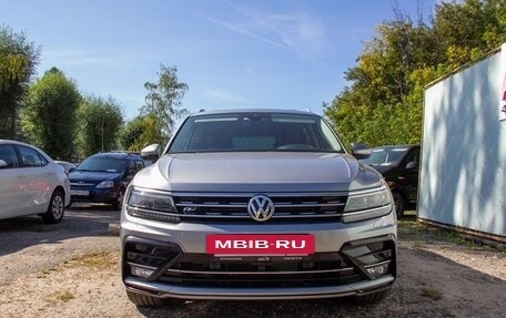 Volkswagen Tiguan II, 2019 год, 3 497 000 рублей, 2 фотография