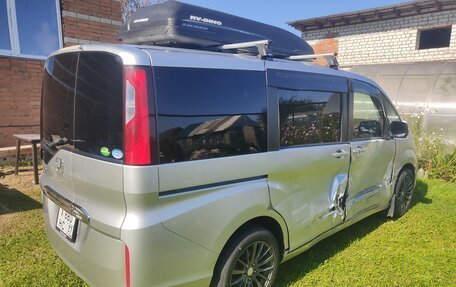 Honda Stepwgn IV, 2015 год, 855 000 рублей, 4 фотография