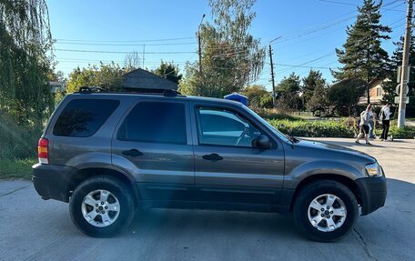 Ford Escape II, 2005 год, 520 000 рублей, 3 фотография